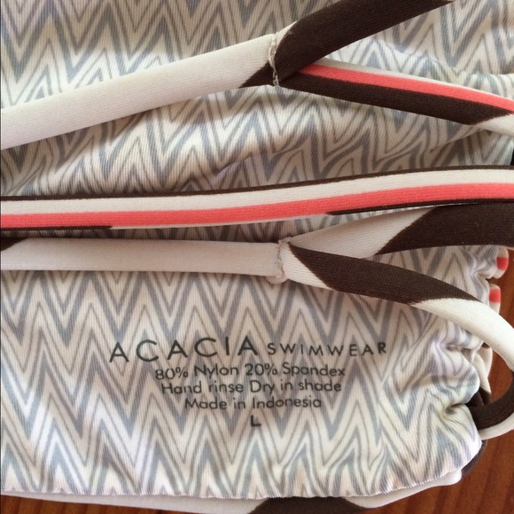 SOLD!!! Acacia Barcelona bandeau top size L - Picture 4 of 4