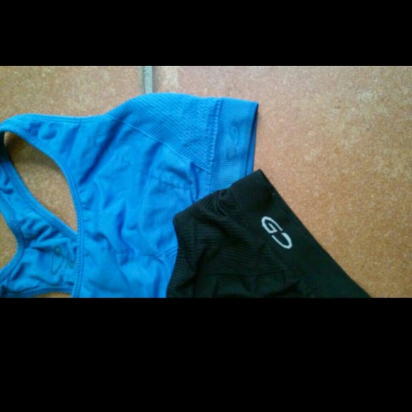 Champion Sports Bra Bundle - Picture 3 of 3