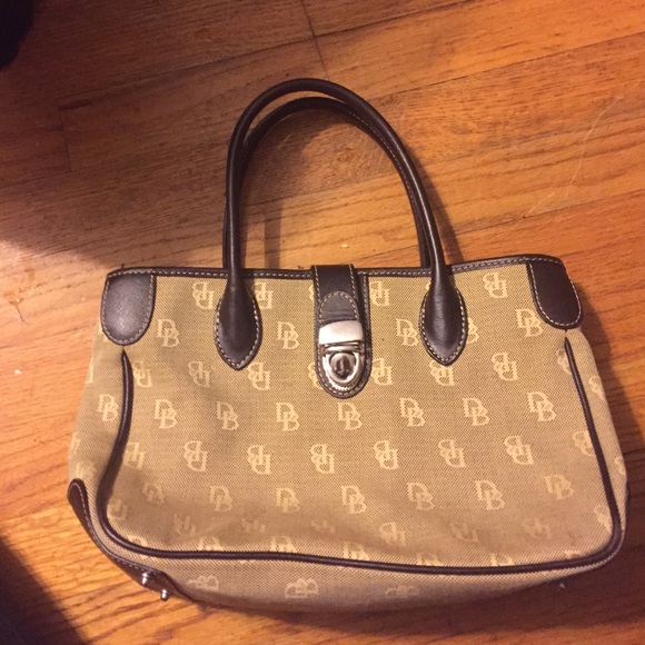 Dooney and bourke bag