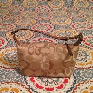 Small Coach Hand Bag