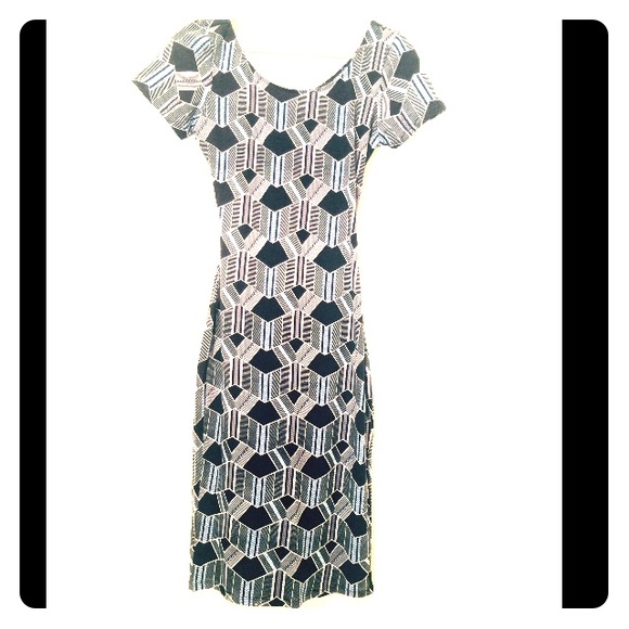 NWOT💙Teen Vogue Print Dress w Back Cut-Out💙