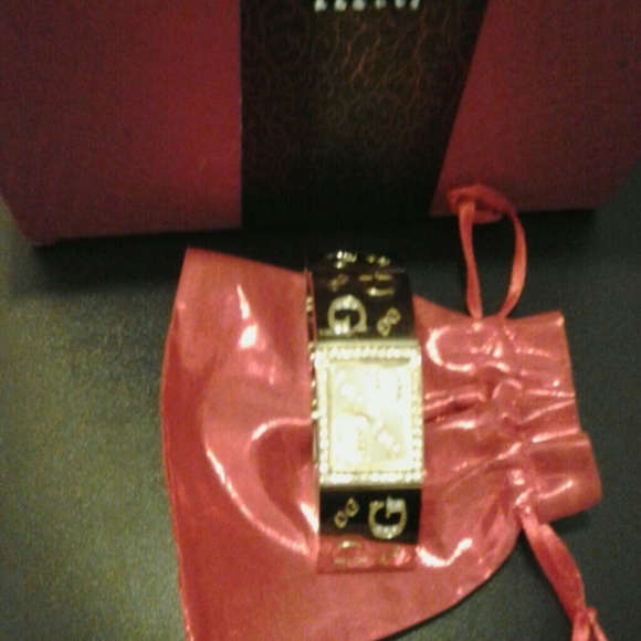 Jewelry - Picture 2 of 2