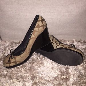 Authentic Coach wedges classic print