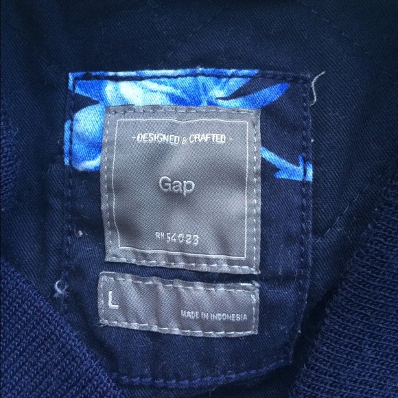 GAP Jacket - Picture 2 of 3