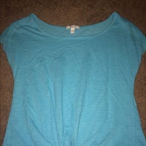 cute light blue colored tie top!!