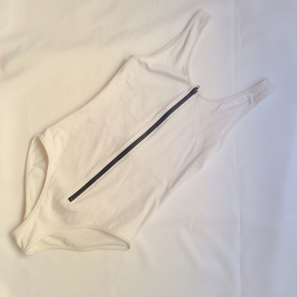 American Apparel White zipper bodysuit never worn!
