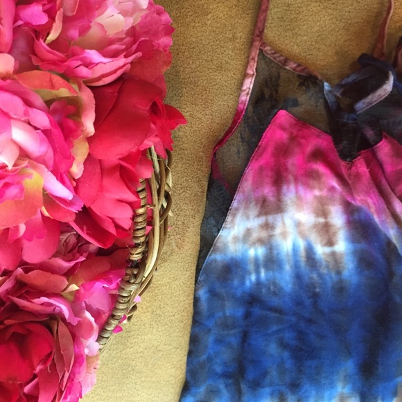 Chic tie dye dress! - Picture 4 of 4