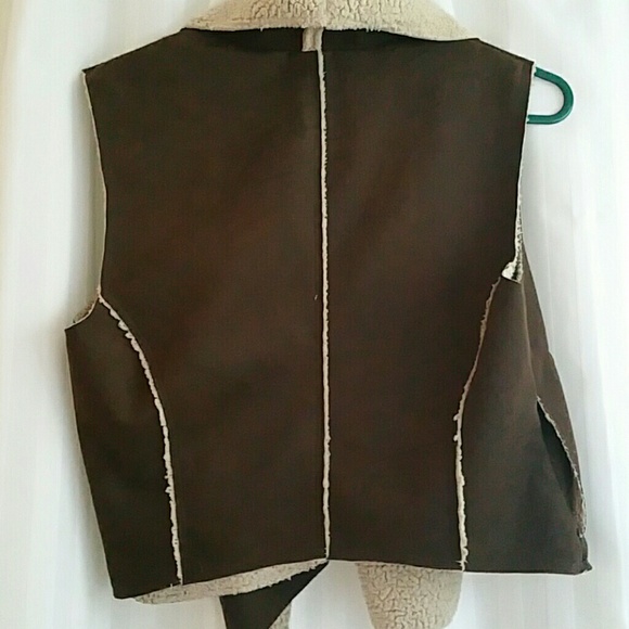 C&C California Faux Sherpa Vest (ObO!) - Picture 2 of 4