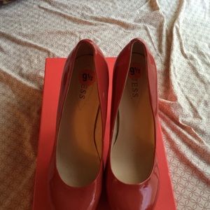 New Guess red heels
