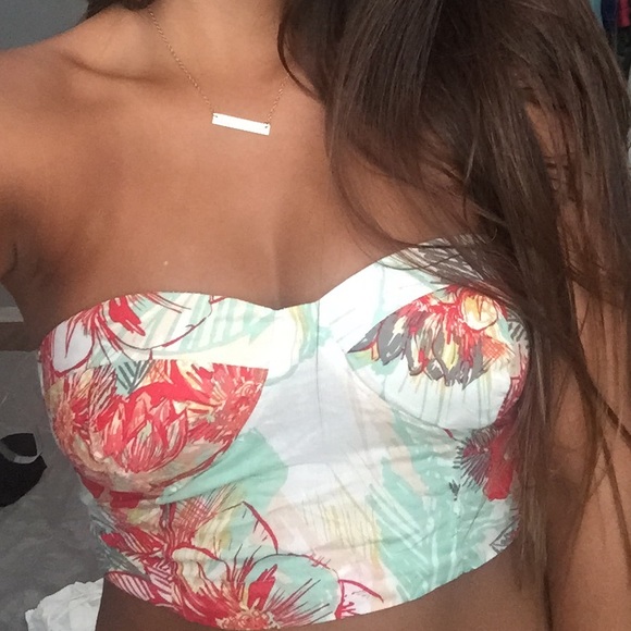 Wet seal floral crop top