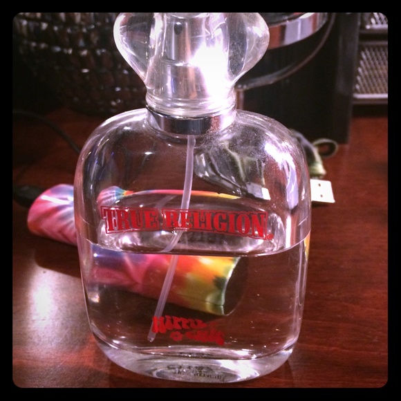 Hippie chic true region perfume