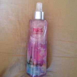 Bath & BodyWorks shimmer mist-Paris Amore