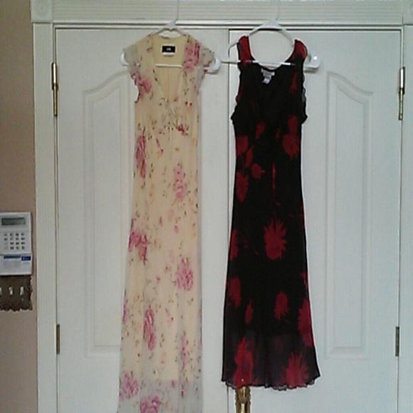 2 summer dresses. Size 5. Excellent condition.