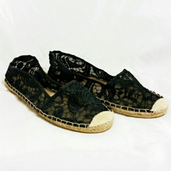 H&M Lace Flats - Picture 4 of 4