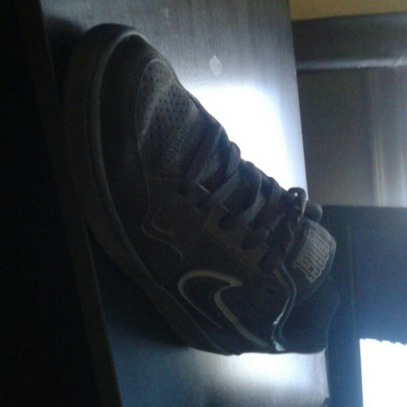 Nikes Force Shoes