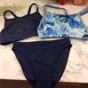Workout bikinis,2 tops 1 bottom!
