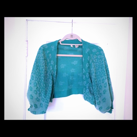 Moth brand sweater shrug. - Picture 1 of 2