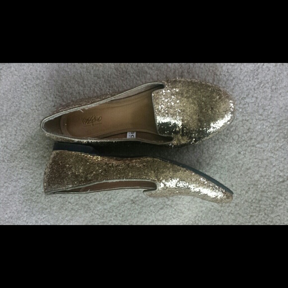 Glittery Flats - Picture 1 of 3
