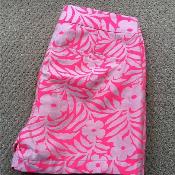 Gorgeous JCrew Plumeria Jacquard Shorts size 2 - Picture 3 of 4