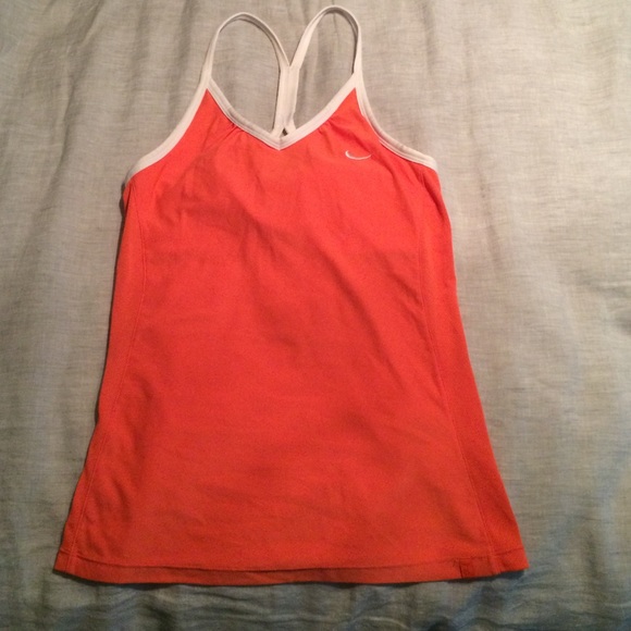 Nike workout top