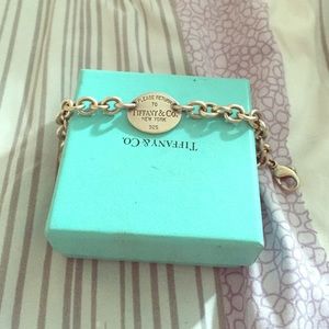 Return to Tiffany bracelet, gently worn!!