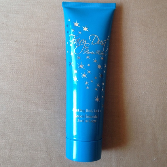 🎁Fairy Dust by Paris Hilton sparkling body lotion