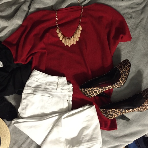 Dolman light sweater top