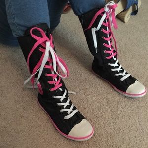 Calf length high top shoes