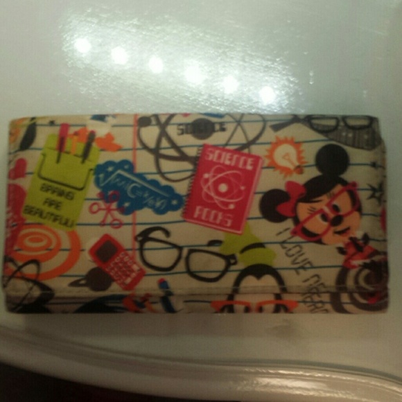 DISNEY NERD WALLET