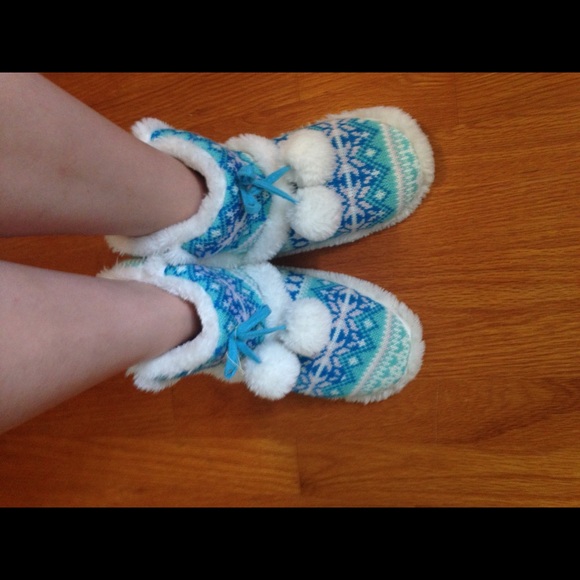 fuzzy slippers