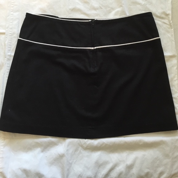 Button Skirt - Picture 2 of 4