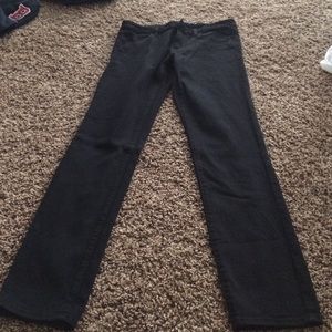 Black skinny stretch jeans.