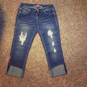 Almost Famous capris size 9