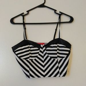 Crop top