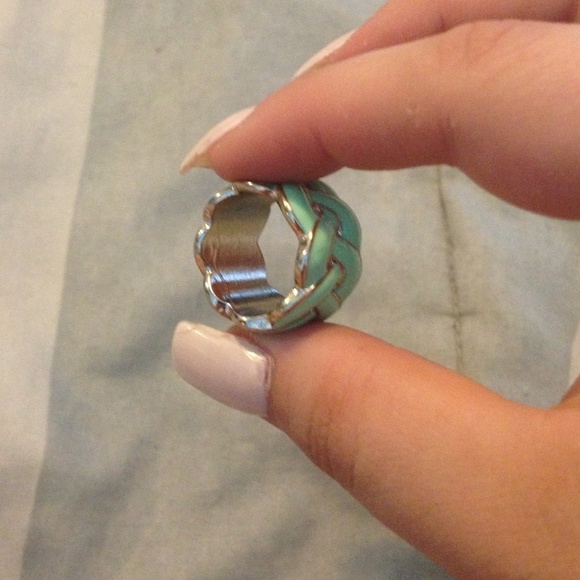 Ring - Picture 2 of 2