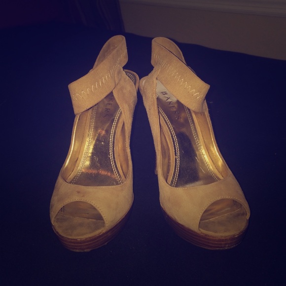 Tan suede heels