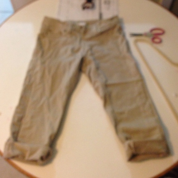 Capris - Picture 2 of 2