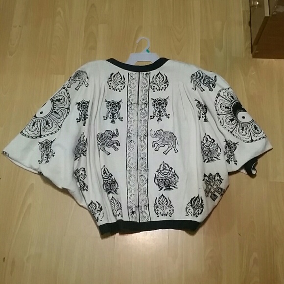 Pancho, jacket - Picture 2 of 2