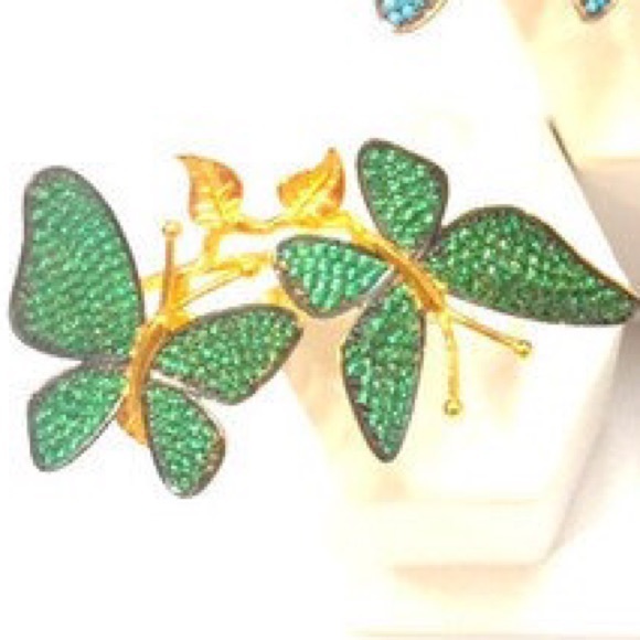 Double Finger Butterfly Ring