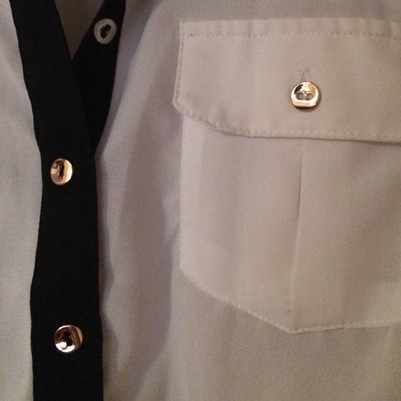 Black and white button down - Picture 2 of 4