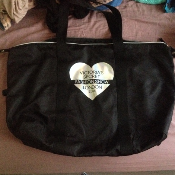 Vs fashion show duffle bag