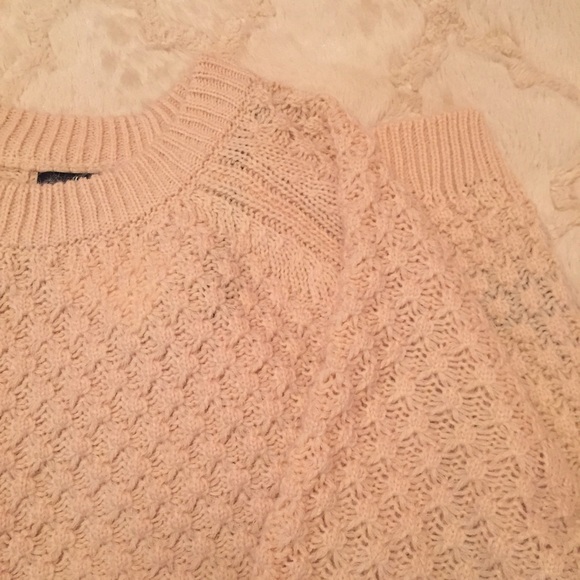 H&M Sweater in Textured Knit - Picture 2 of 4