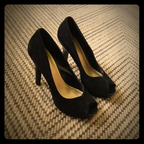 Nine West Suede Heels