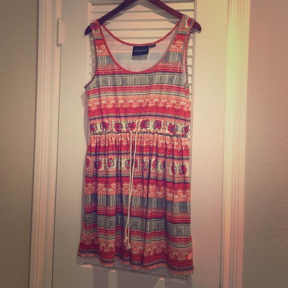 Super cute sundress!
