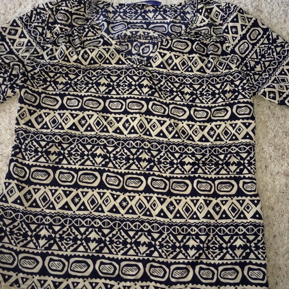 Lightweight blue patterned shirt