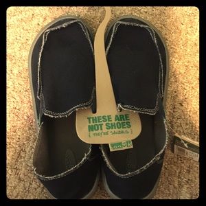 Navy blue **brand new** Sanuk Sandals