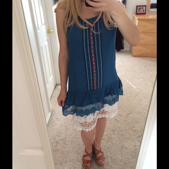 sale Embroidered Tank Tunic Dress - Picture 3 of 3