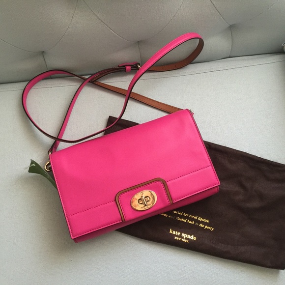kate spade Handbags - Kate spade cross-body handbag in hot pink