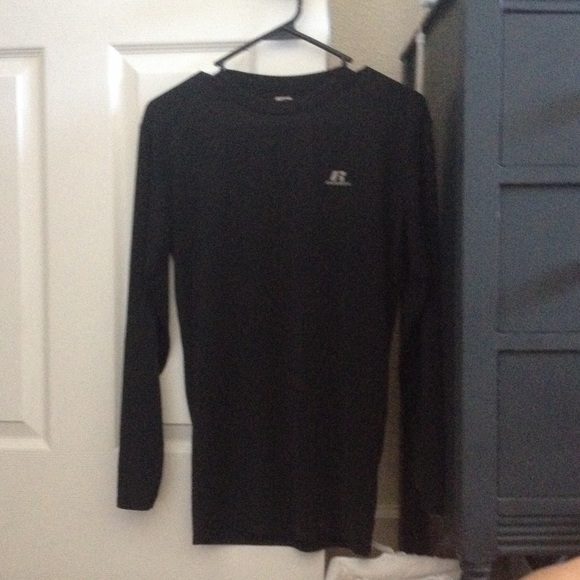 Athletic shirt