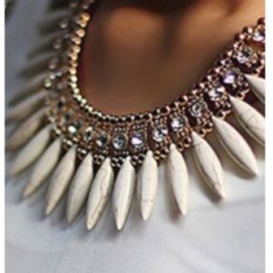 Statement necklace